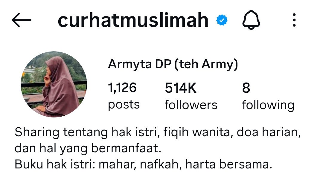 Profil Instagram @curhatmuslimah milik Teh Armyta